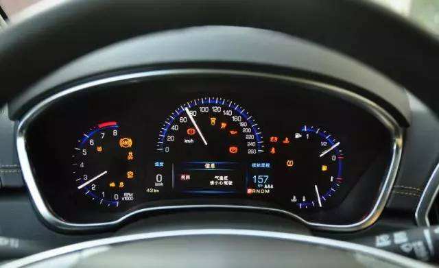 汽車儀表盤指示燈有什麼含義——發動機故障燈