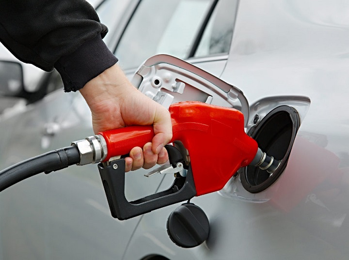 汽车油箱如果加油太满对汽车有什么影响吗？